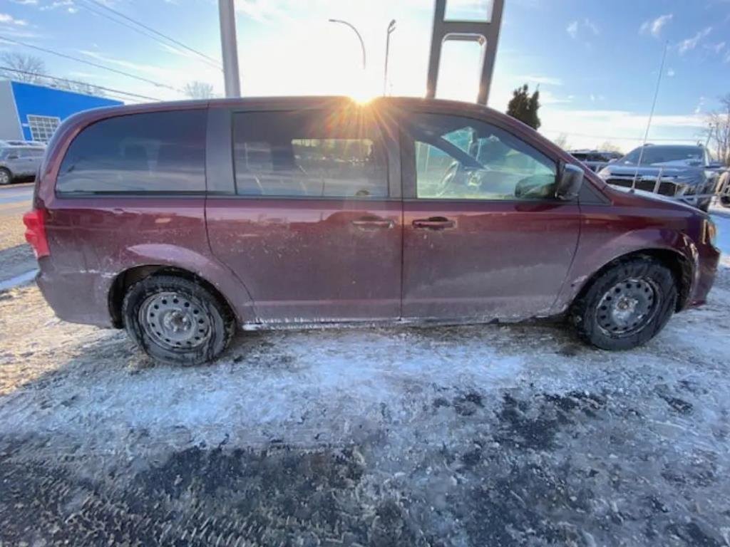 2018 Dodge Grand Caravan in Saint-Hyacinthe, Quebec - 6 - w1024h768px