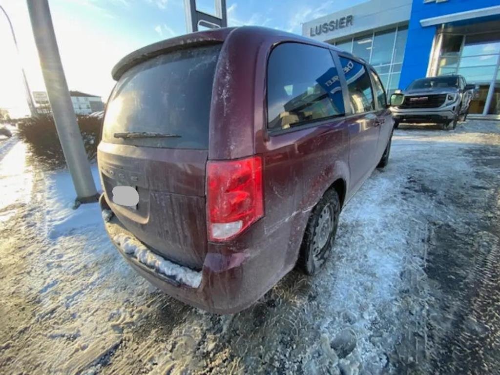 2018 Dodge Grand Caravan in Saint-Hyacinthe, Quebec - 5 - w1024h768px