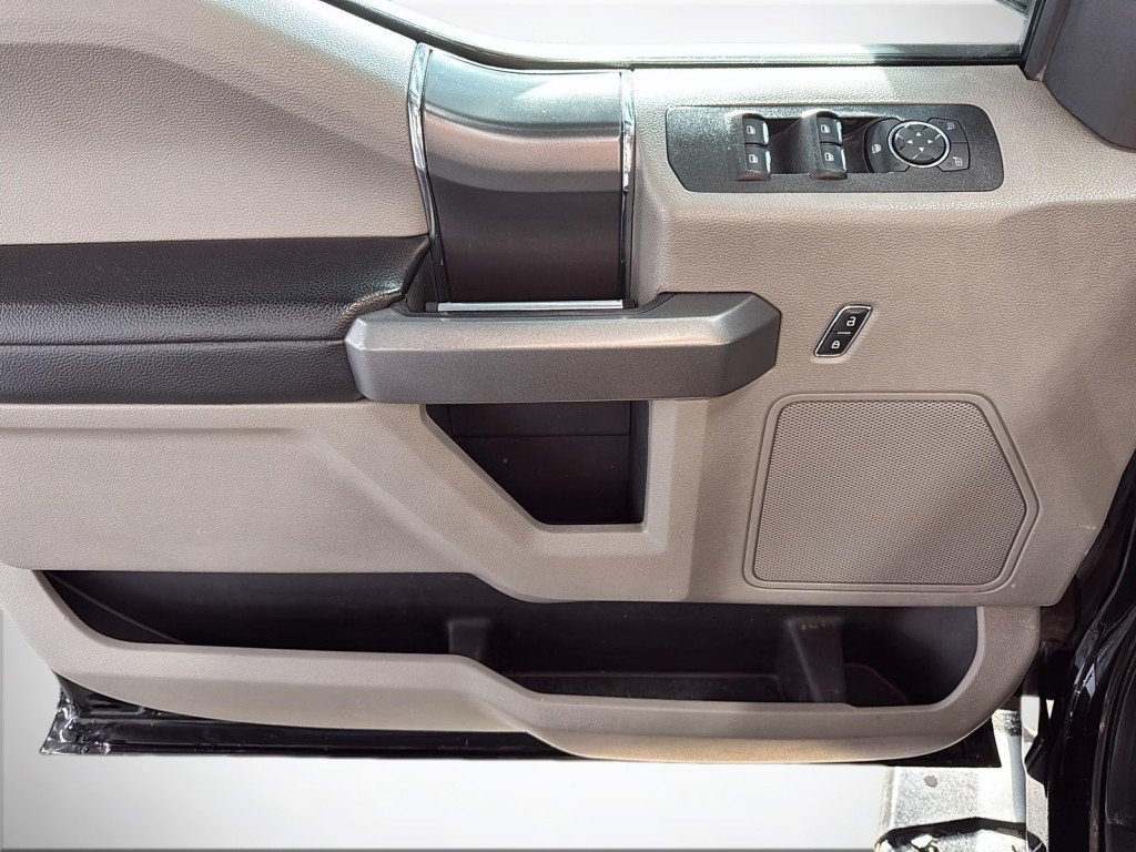 Ford F-150  2018 à Saint-Hyacinthe, Québec - 10 - w1024h768px