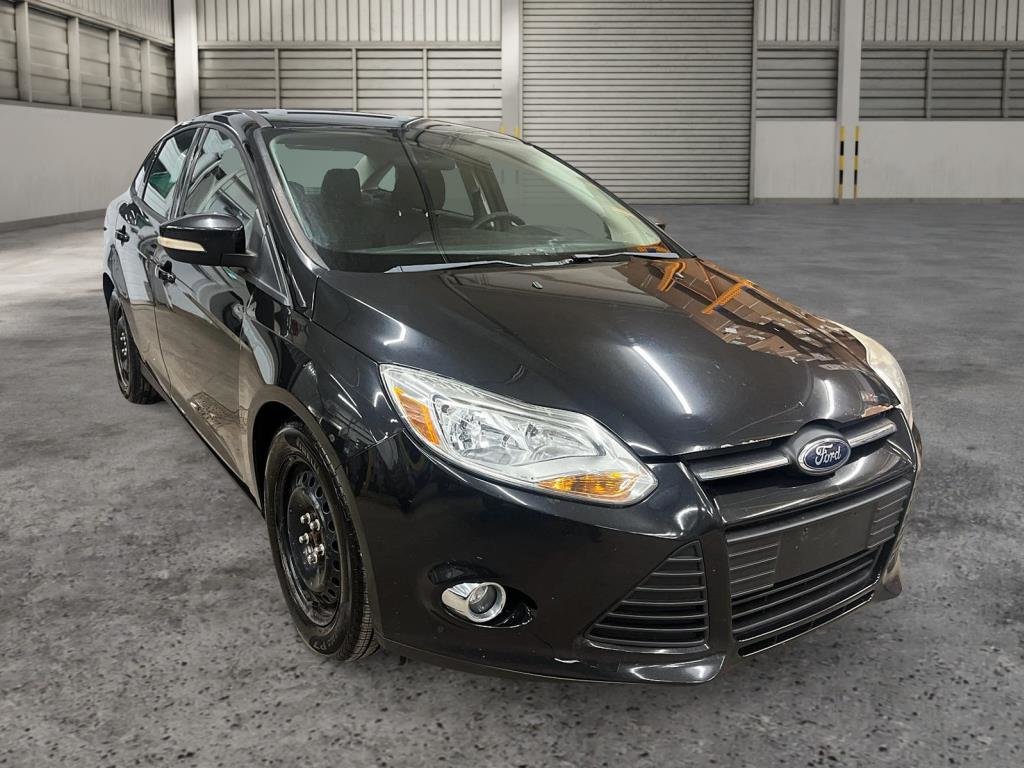 2012 Ford Focus in Saint-Hyacinthe, Quebec - 3 - w1024h768px