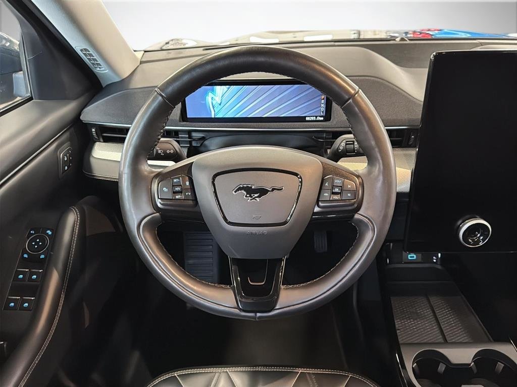 2021 Ford Mustang Mach-E in Saint-Hyacinthe, Quebec - 11 - w1024h768px