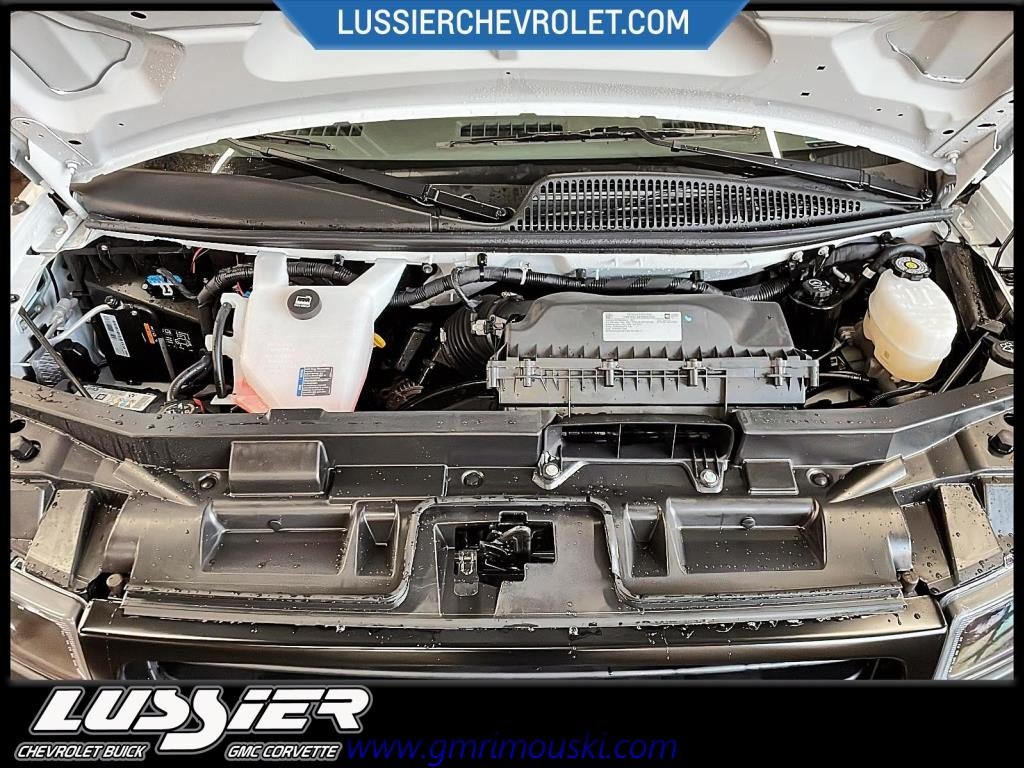 GMC SAVANA FOURGONNETTE UTILITAIRE, 2500  2024 à Saint-Hyacinthe, Québec - 7 - w1024h768px