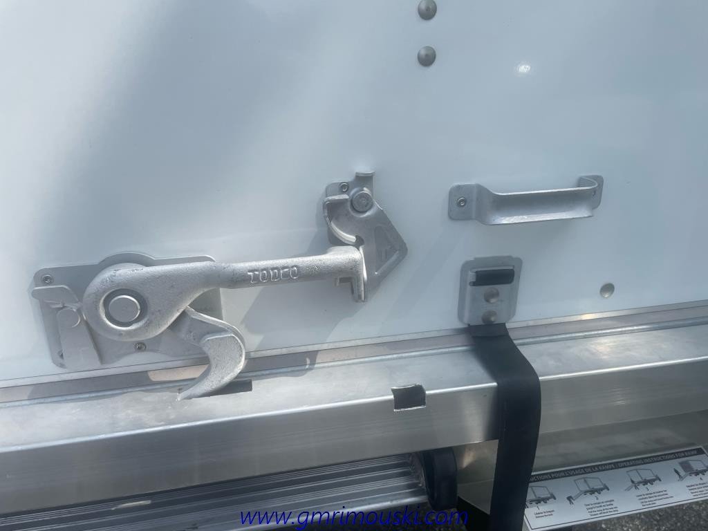 GMC SAVANA  2023 à Saint-Hyacinthe, Québec - 12 - w1024h768px