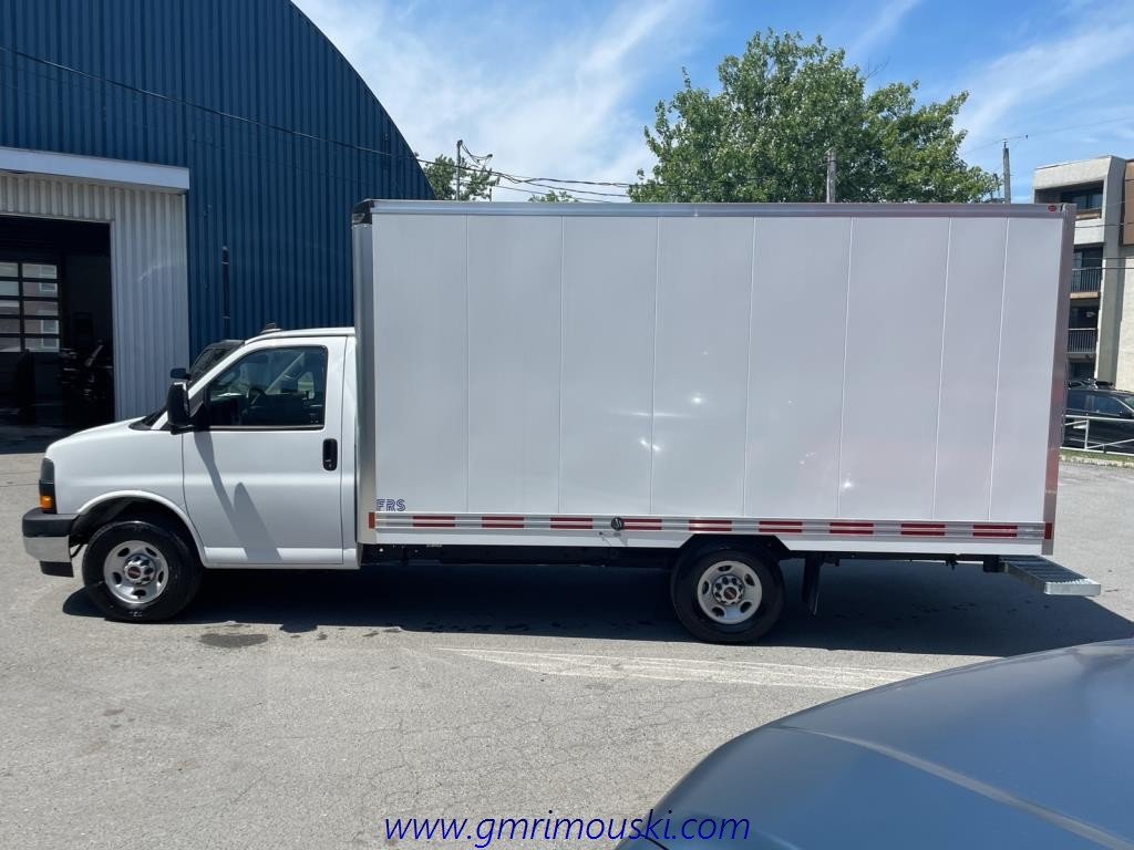GMC SAVANA  2023 à Saint-Hyacinthe, Québec - 5 - w1024h768px