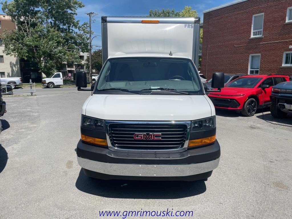 GMC SAVANA  2023 à Saint-Hyacinthe, Québec - 2 - w1024h768px
