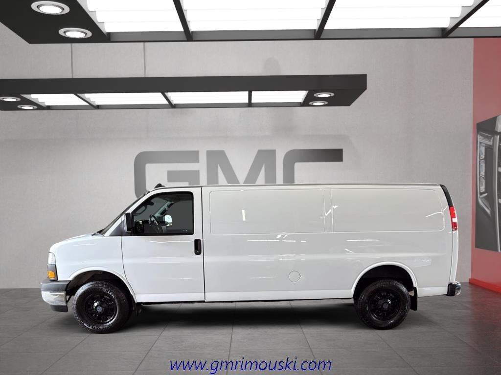 GMC SAVANA  2023 à Saint-Hyacinthe, Québec - 5 - w1024h768px