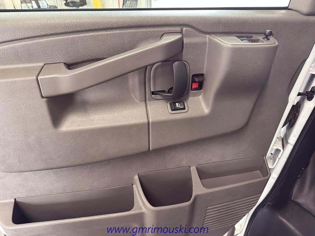 GMC SAVANA  2023 à Saint-Hyacinthe, Québec - 11 - w1024h768px