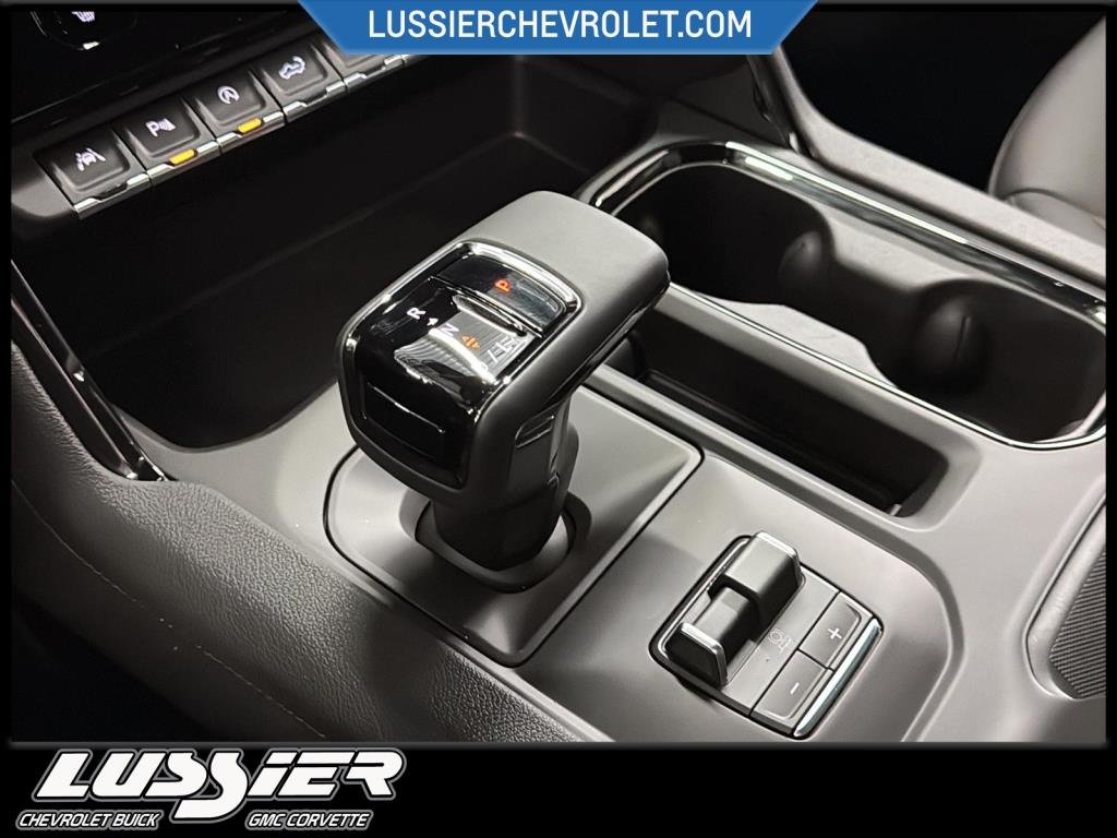 GMC SIERRA 1500 CREW CAB 4WD  2026 à Saint-Hyacinthe, Québec - 15 - w1024h768px