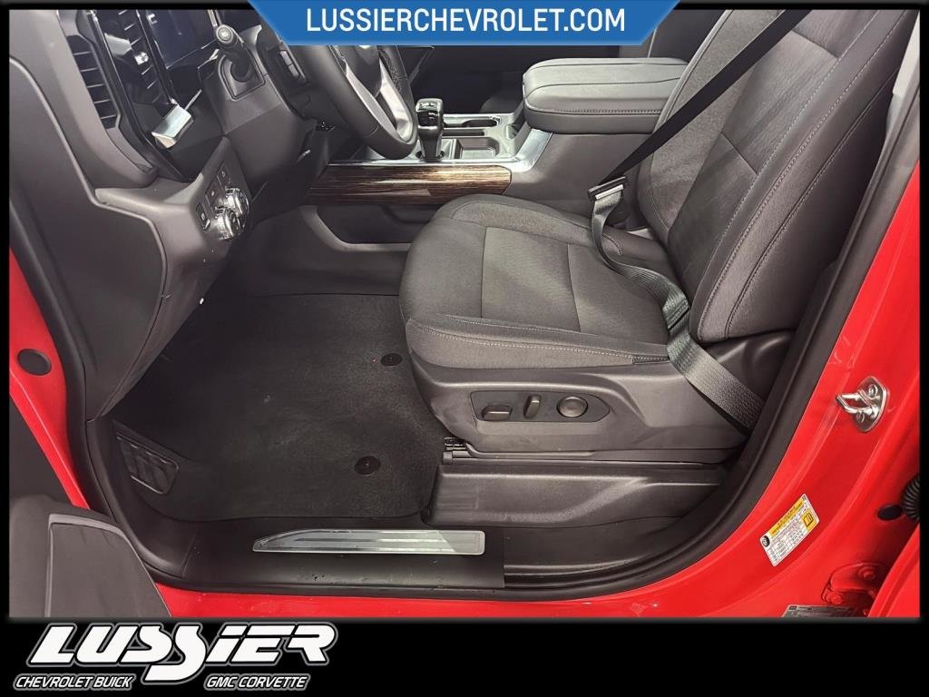 GMC SIERRA 1500 CREW CAB 4WD  2026 à Saint-Hyacinthe, Québec - 9 - w1024h768px