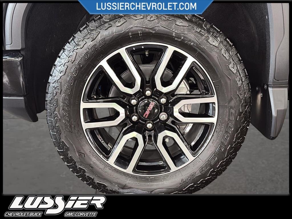 2026 GMC SIERRA 1500 CREW CAB 4WD in Saint-Hyacinthe, Quebec - 7 - w1024h768px