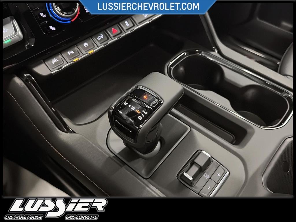 2026 GMC SIERRA 1500 CREW CAB 4WD in Saint-Hyacinthe, Quebec - 15 - w1024h768px