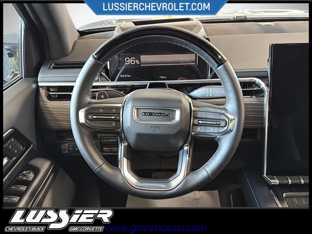 GMC Sierra EV  2025 à Saint-Hyacinthe, Québec - 10 - w1024h768px