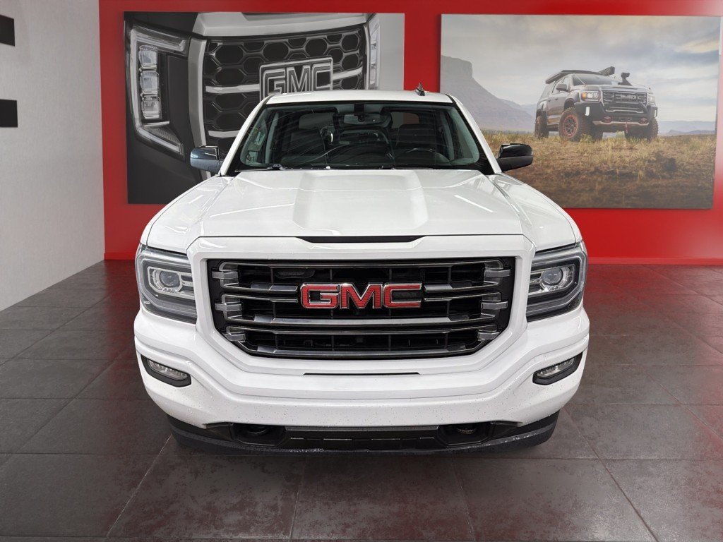 GMC SIERRA  2017 à Saint-Hyacinthe, Québec - 2 - w1024h768px