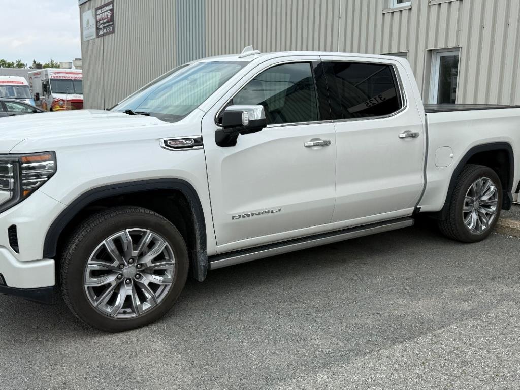 2022 GMC Sierra in Saint-Hyacinthe, Quebec - 1 - w1024h768px