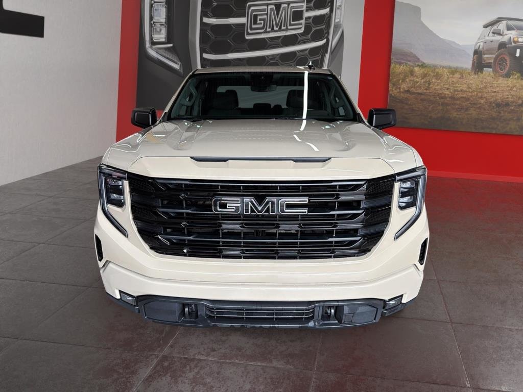 2023 GMC Sierra 1500 in Saint-Hyacinthe, Quebec - 2 - w1024h768px