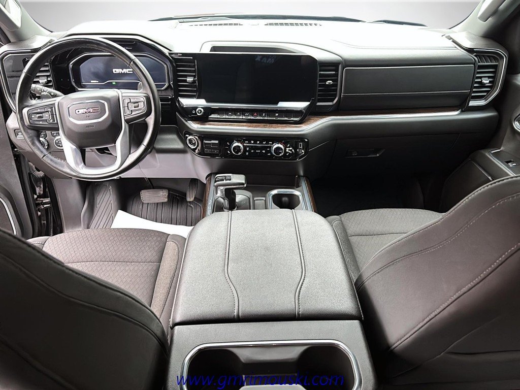 GMC SIERRA  2024 à Saint-Hyacinthe, Québec - 8 - w1024h768px