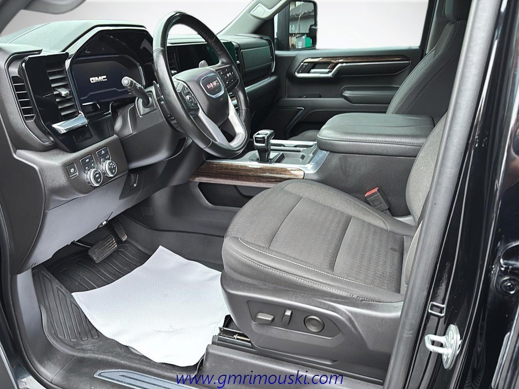 GMC SIERRA  2024 à Saint-Hyacinthe, Québec - 7 - w1024h768px