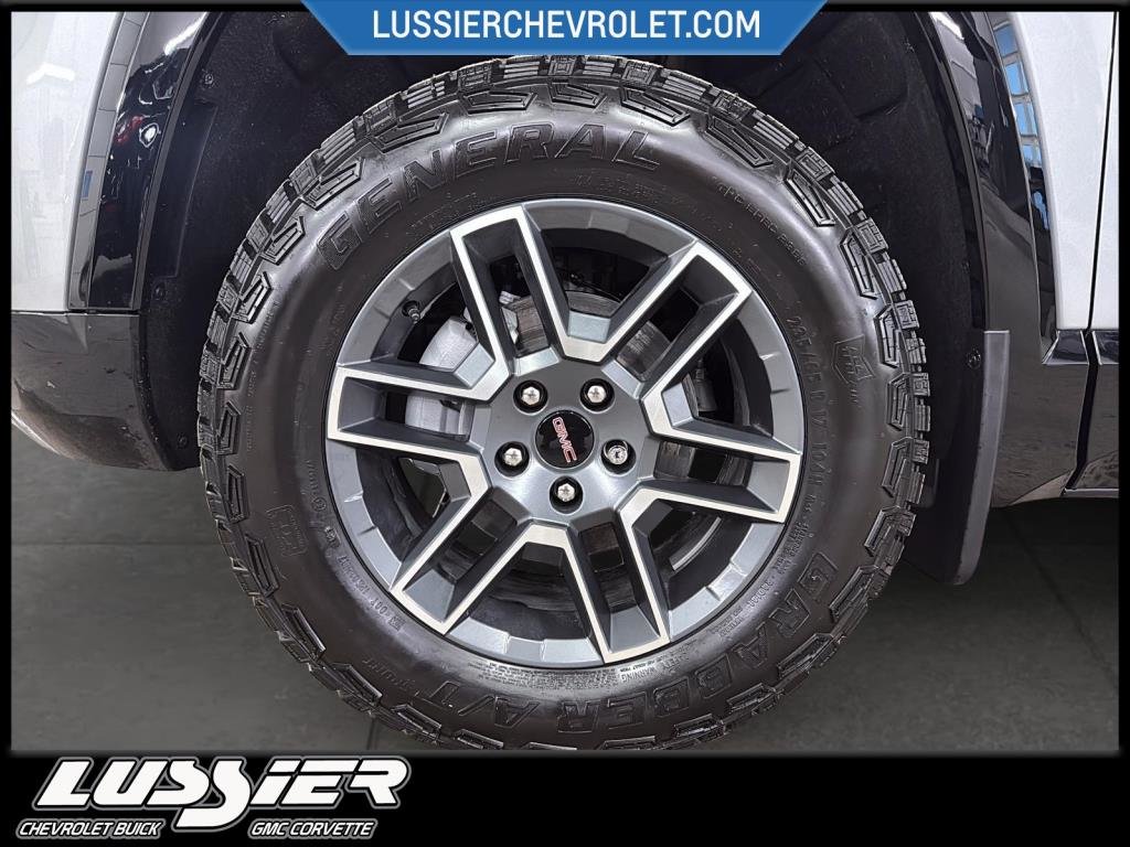 2026 GMC TERRAIN AT4 in Saint-Hyacinthe, Quebec - 7 - w1024h768px