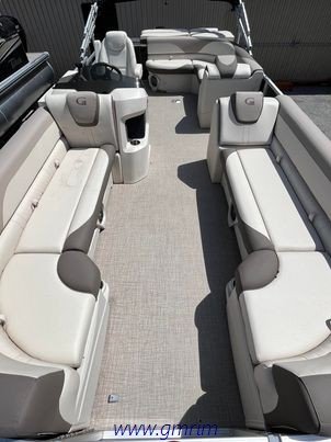 GRAND ISLAND TMLTZ  2022 à Saint-Hyacinthe, Québec - 11 - w1024h768px