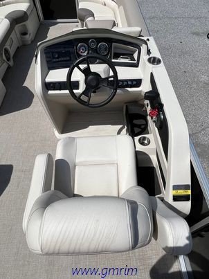 GRAND ISLAND TMLTZ  2022 à Saint-Hyacinthe, Québec - 10 - w1024h768px