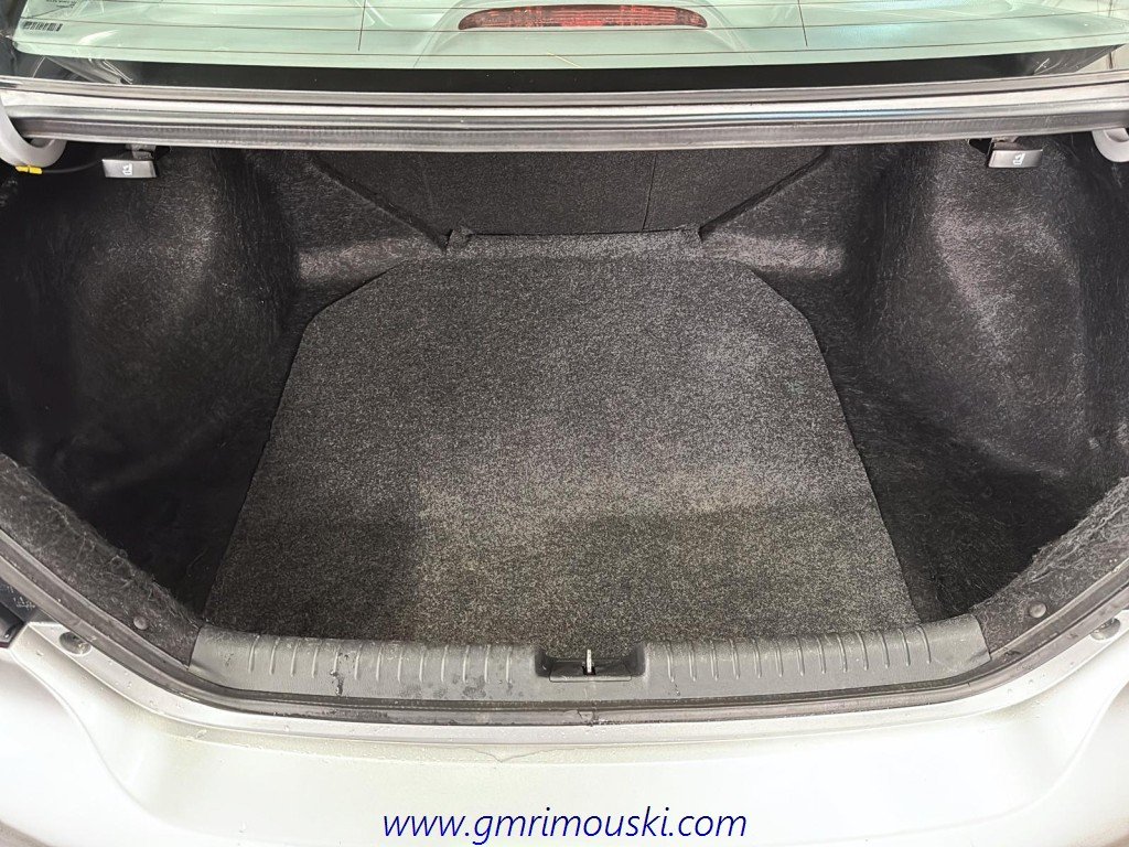 Honda Civic Coupe  2014 à Saint-Hyacinthe, Québec - 6 - w1024h768px