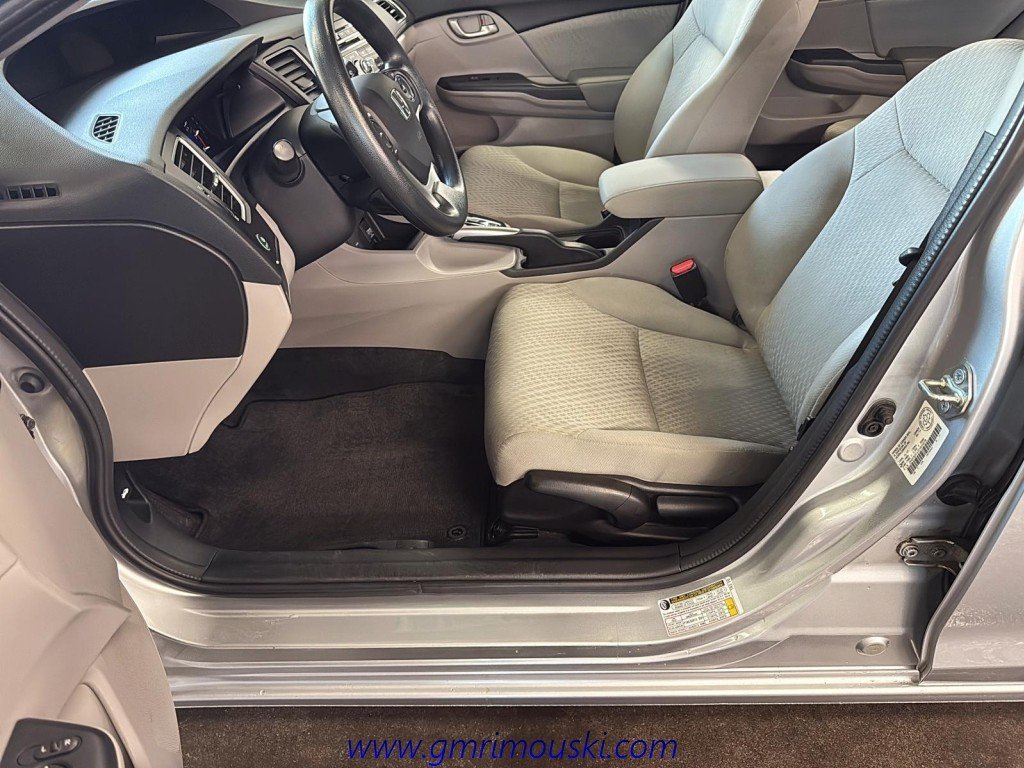 Honda Civic Coupe  2014 à Saint-Hyacinthe, Québec - 8 - w1024h768px