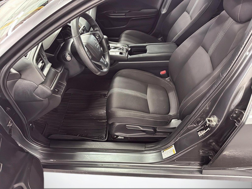 Honda CIVIC  2017 à Saint-Hyacinthe, Québec - 9 - w1024h768px