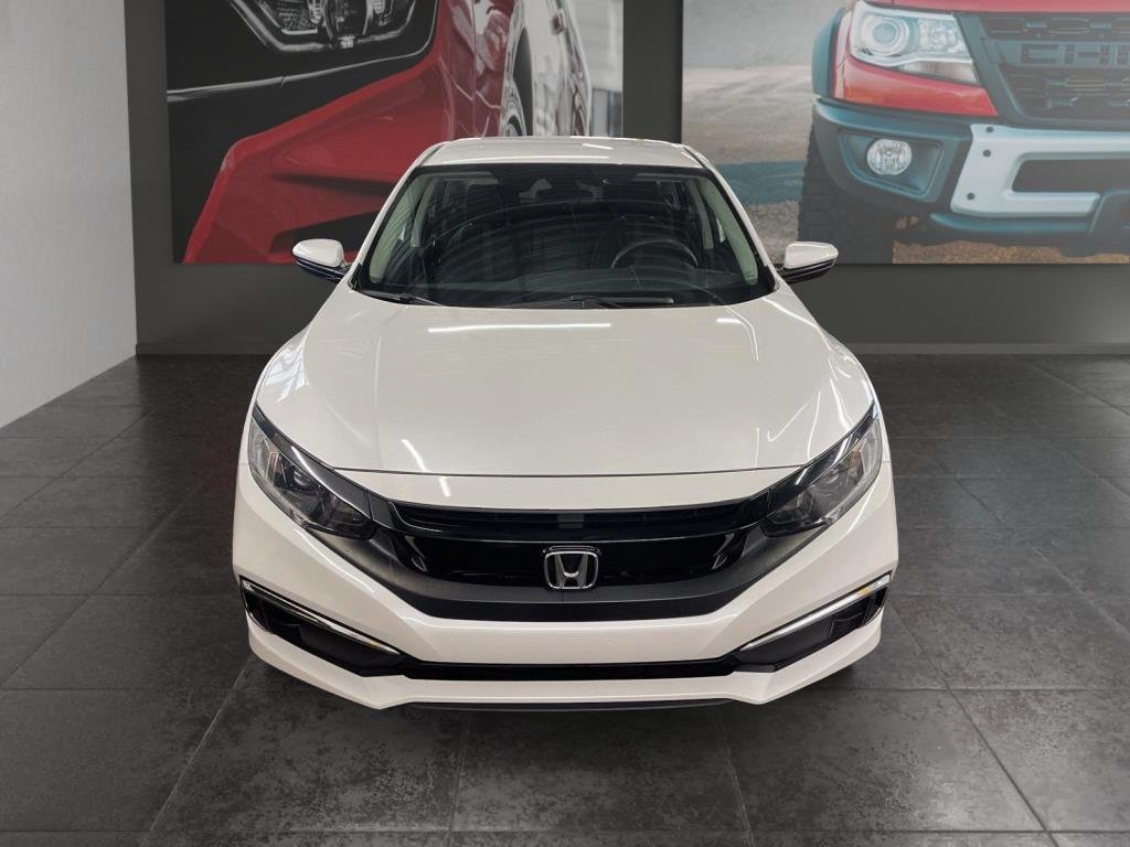 Honda Civic  2020 à Saint-Hyacinthe, Québec - 2 - w1024h768px