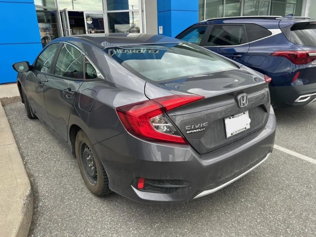 Honda Civic  2020 à Saint-Hyacinthe, Québec - 2 - w1024h768px