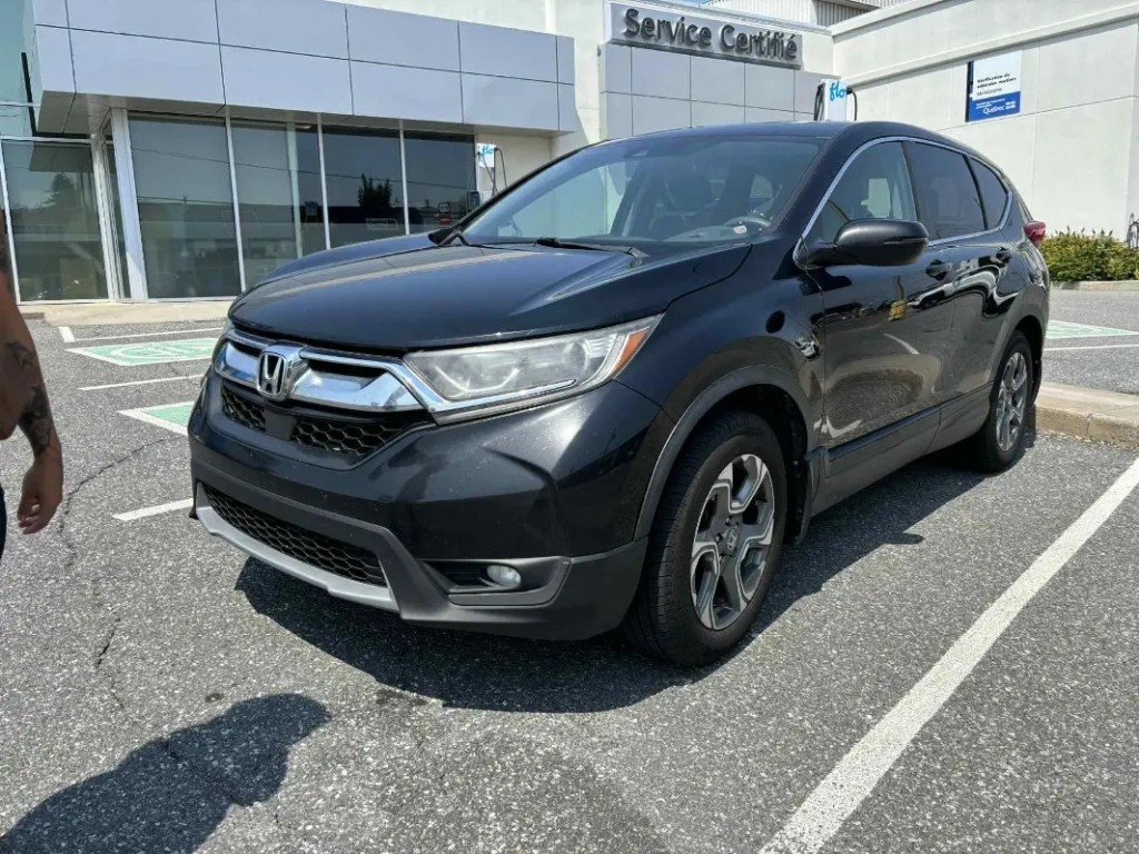 2017 Honda CR-V in Saint-Hyacinthe, Quebec - 1 - w1024h768px