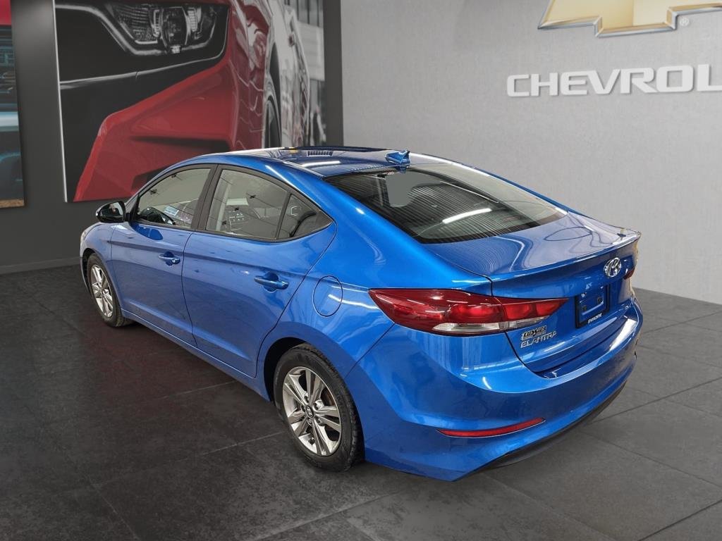 Hyundai Elantra  2018 à Saint-Hyacinthe, Québec - 5 - w1024h768px