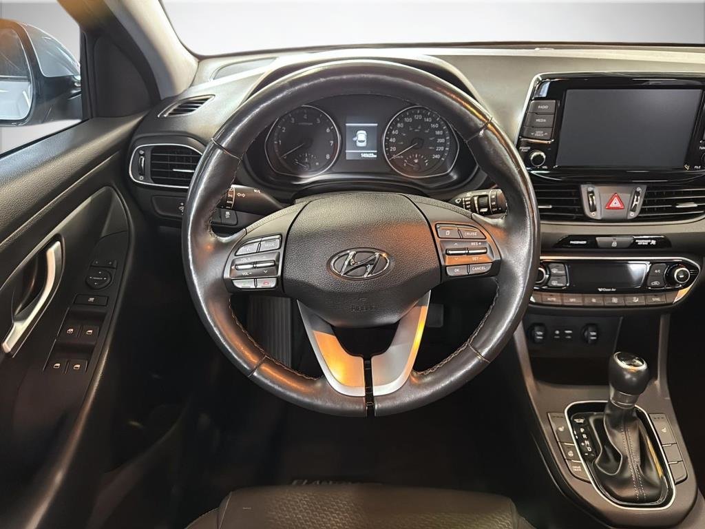 2019 Hyundai Elantra in Saint-Hyacinthe, Quebec - 12 - w1024h768px