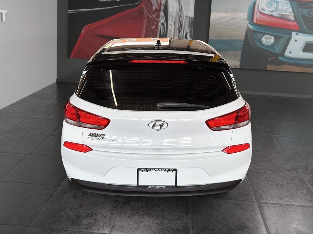 2019 Hyundai Elantra in Saint-Hyacinthe, Quebec - 3 - w1024h768px