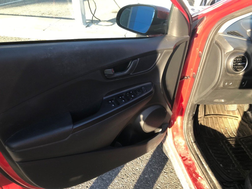 Hyundai KONA  2020 à Saint-Hyacinthe, Québec - 5 - w1024h768px