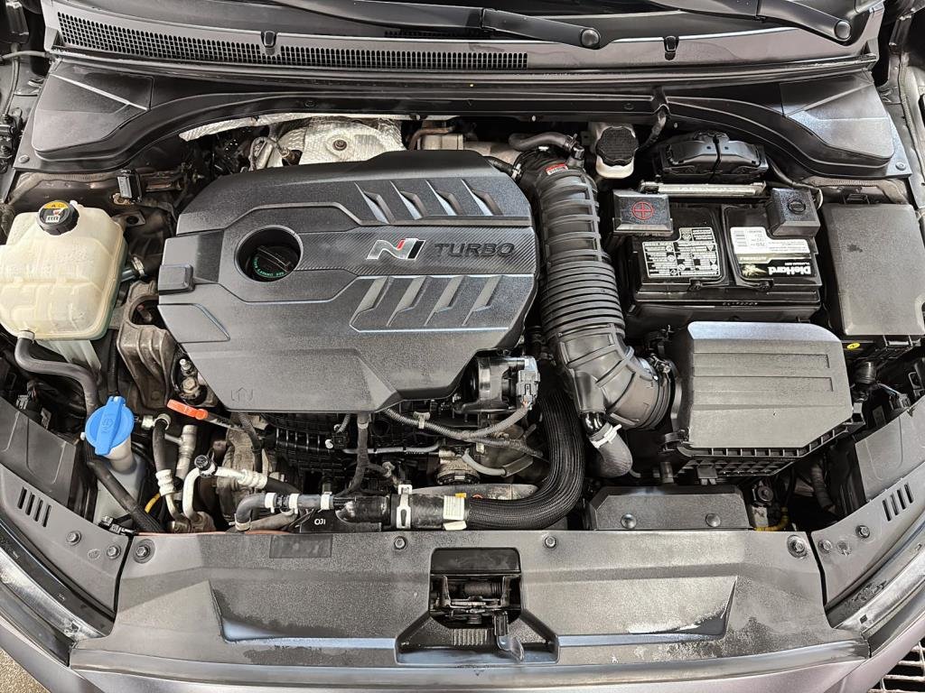 2020 Hyundai Veloster in Saint-Hyacinthe, Quebec - 8 - w1024h768px