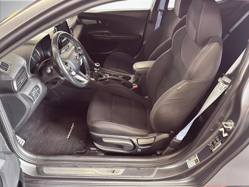 2020 Hyundai Veloster in Saint-Hyacinthe, Quebec - 9 - w1024h768px
