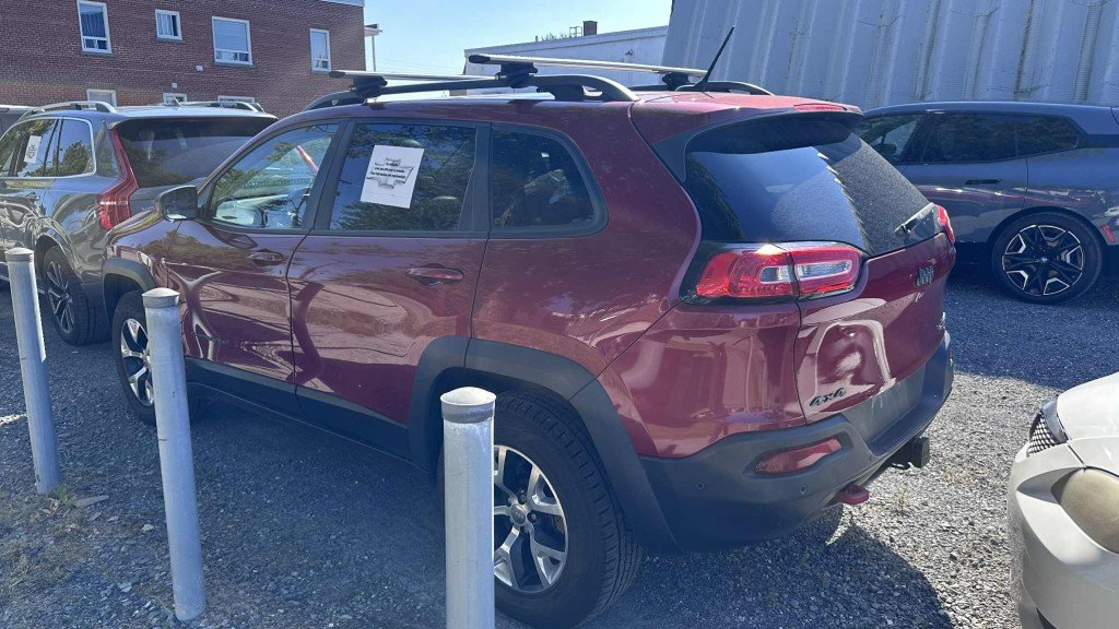 2014 Jeep Cherokee in Saint-Hyacinthe, Quebec - 3 - w1024h768px