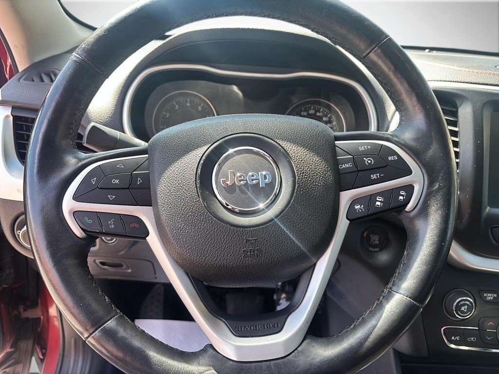 2014 Jeep CHEROKEE in Saint-Hyacinthe, Quebec - 11 - w1024h768px