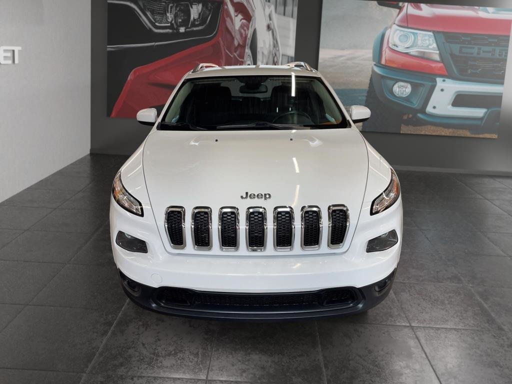 Jeep Cherokee  2015 à Saint-Hyacinthe, Québec - 2 - w1024h768px