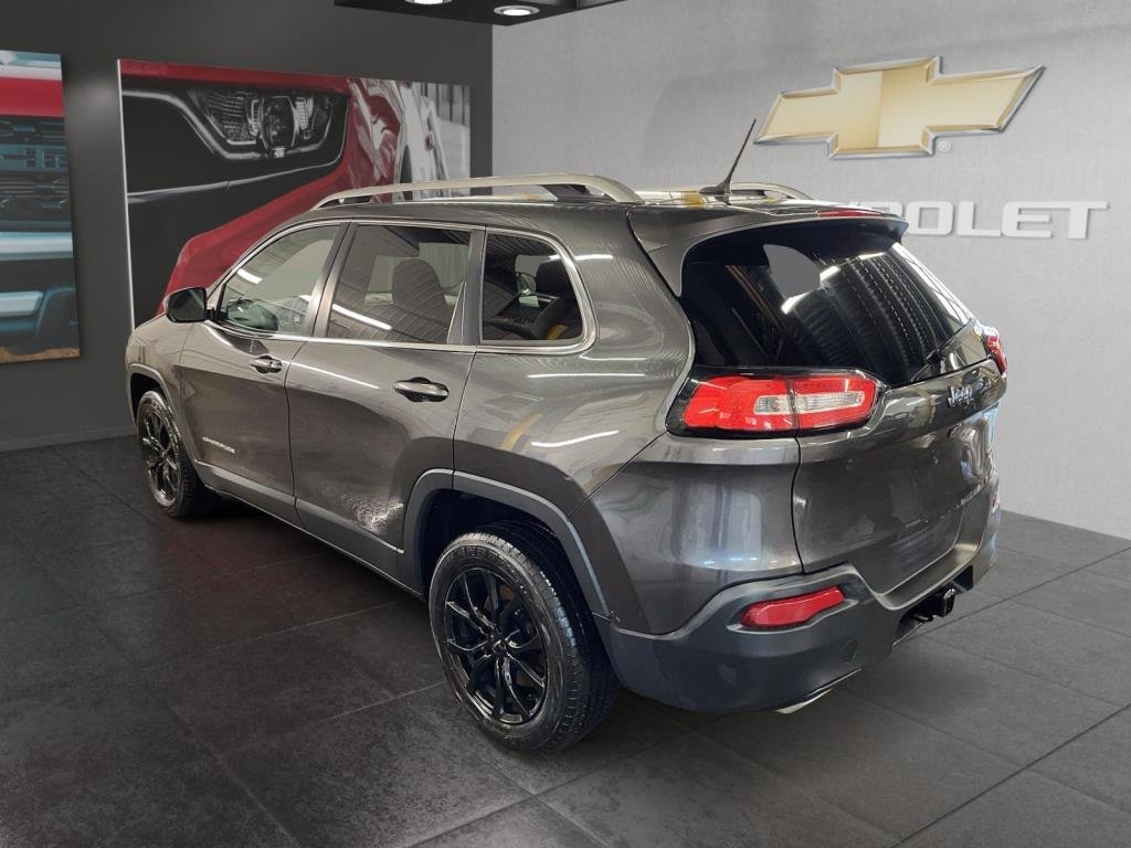 Jeep Cherokee  2015 à Saint-Hyacinthe, Québec - 4 - w1024h768px