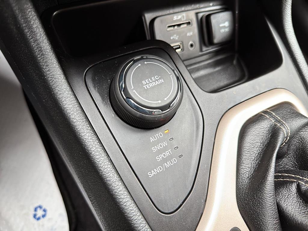 Jeep Cherokee  2016 à Saint-Hyacinthe, Québec - 17 - w1024h768px
