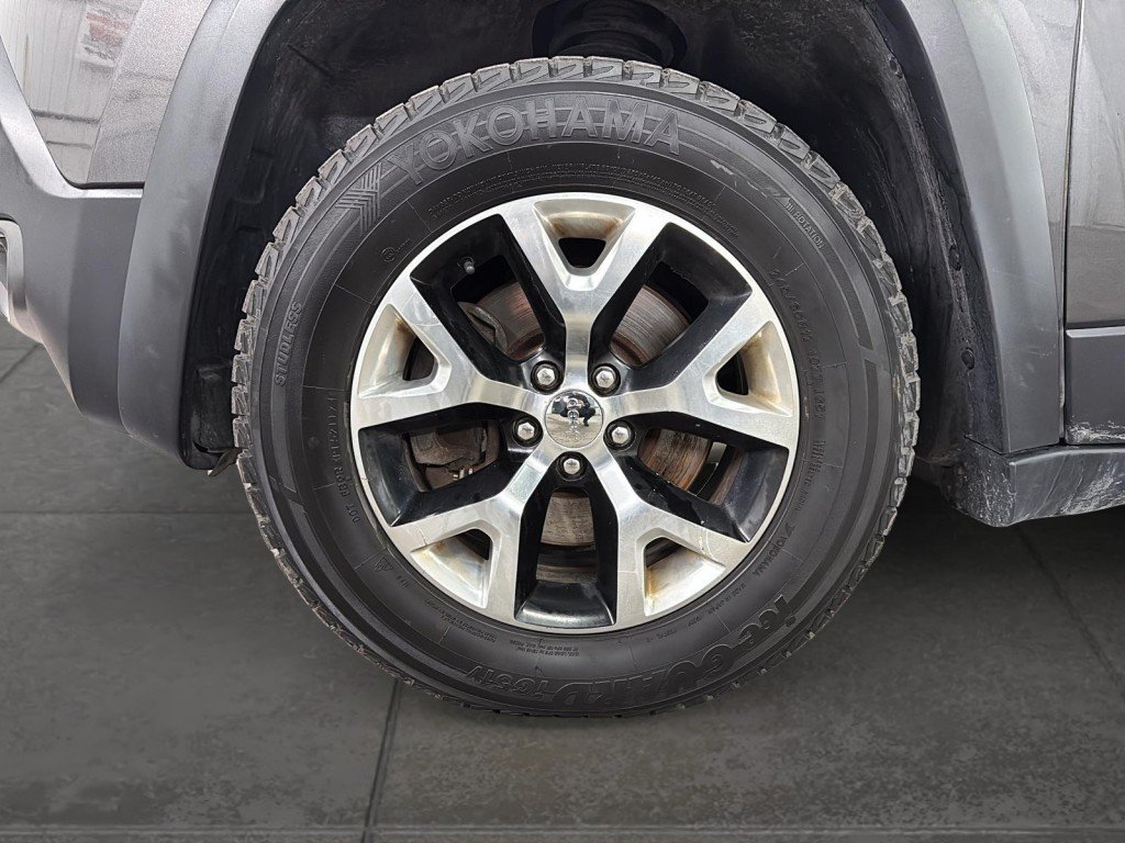 Jeep CHEROKEE  2016 à Saint-Hyacinthe, Québec - 7 - w1024h768px