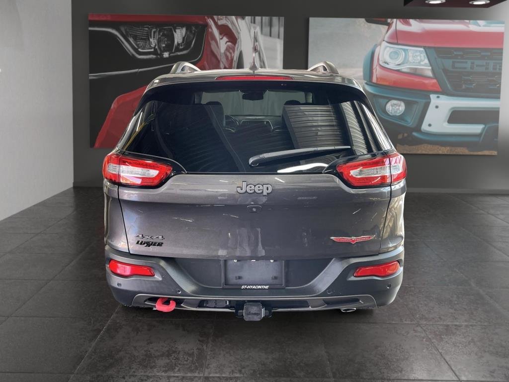 2018 Jeep Cherokee in Saint-Hyacinthe, Quebec - 4 - w1024h768px