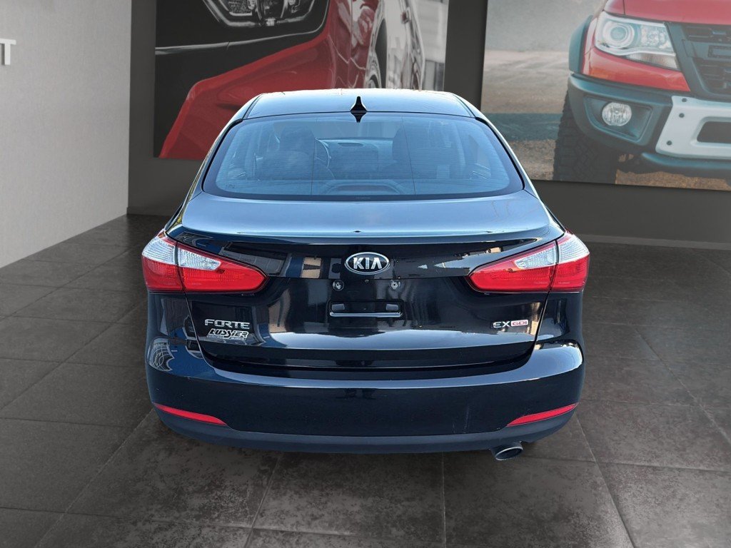 Kia FORTE  2016 à Saint-Hyacinthe, Québec - 3 - w1024h768px