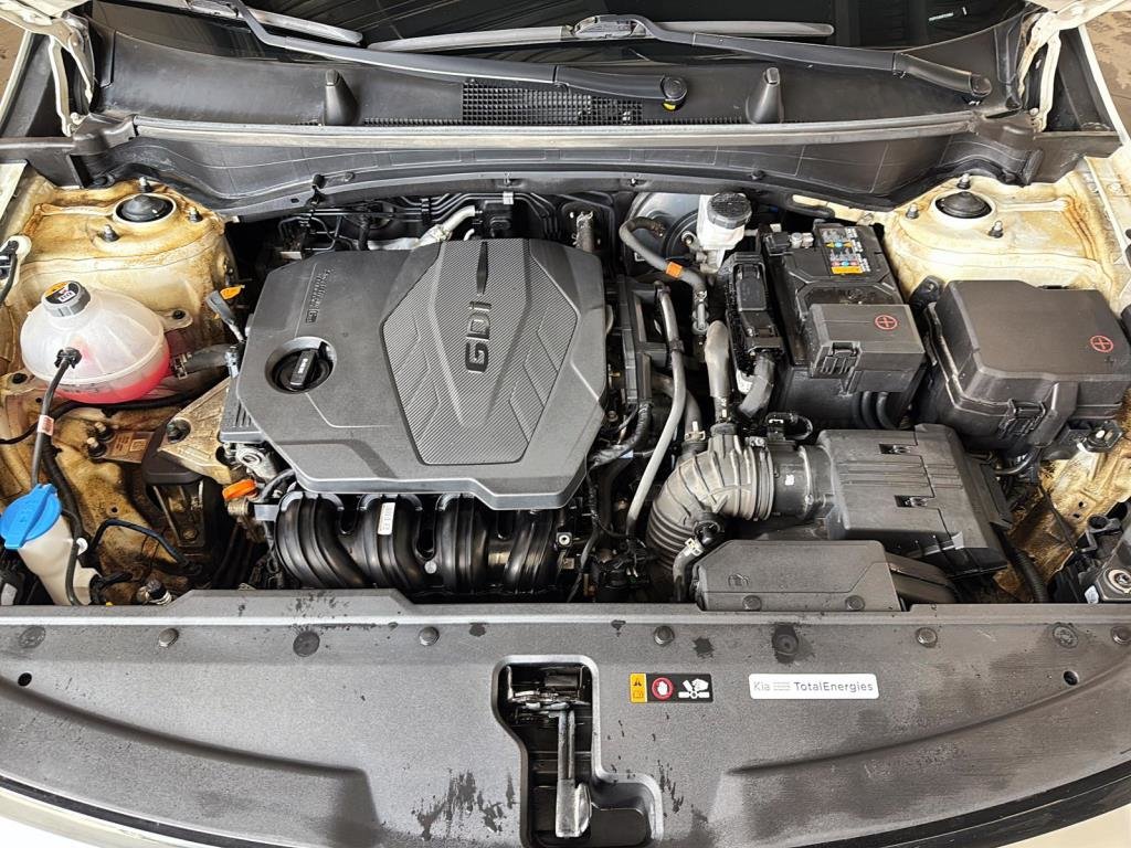 Kia Sportage  2023 à Saint-Hyacinthe, Québec - 8 - w1024h768px