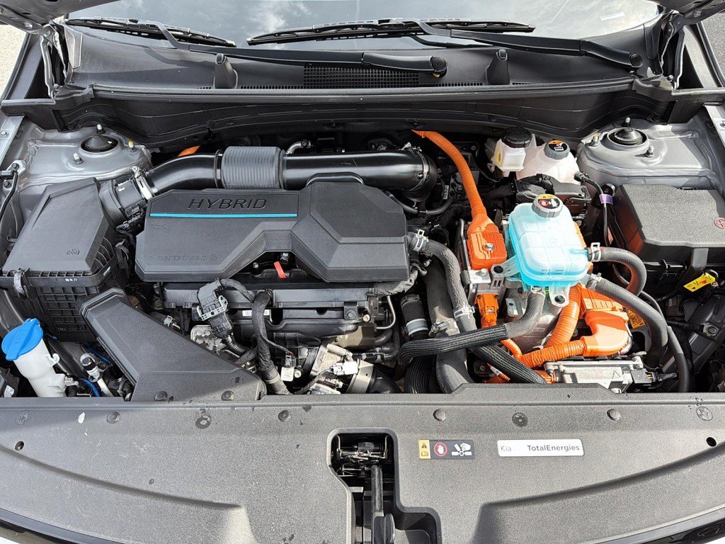 Kia SPORTAGE  2023 à Saint-Hyacinthe, Québec - 8 - w1024h768px