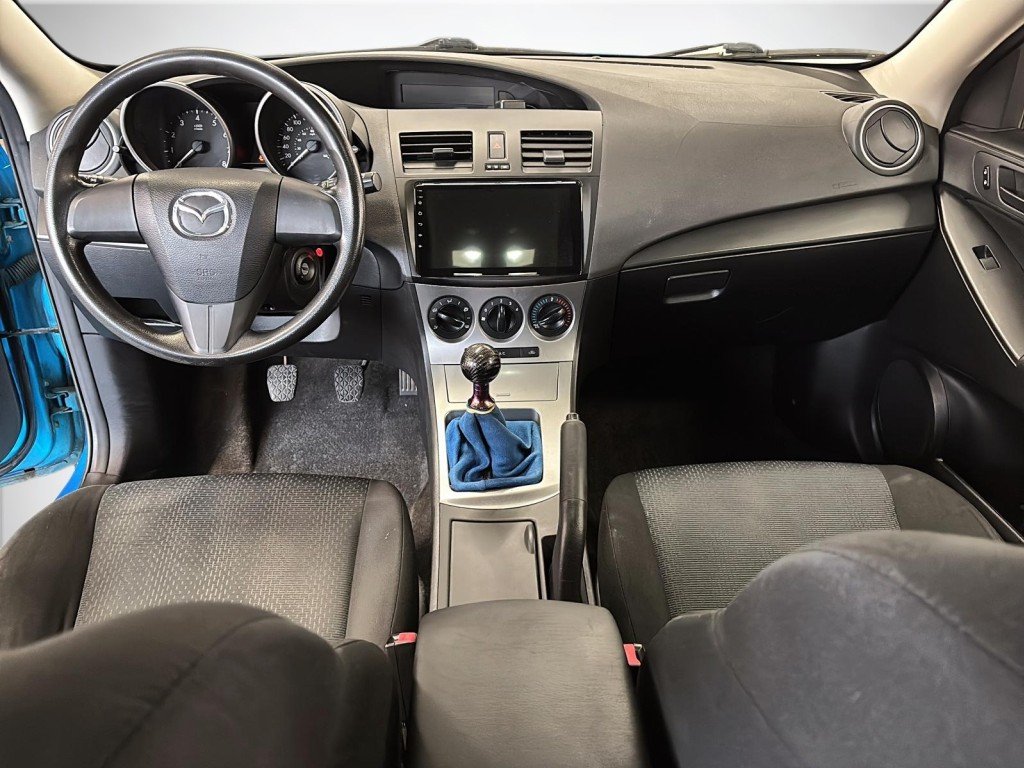 Mazda 3  2010 à Saint-Hyacinthe, Québec - 9 - w1024h768px
