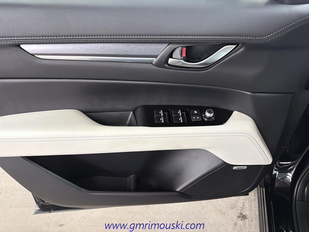 Mazda CX-5  2025 à Saint-Hyacinthe, Québec - 11 - w1024h768px