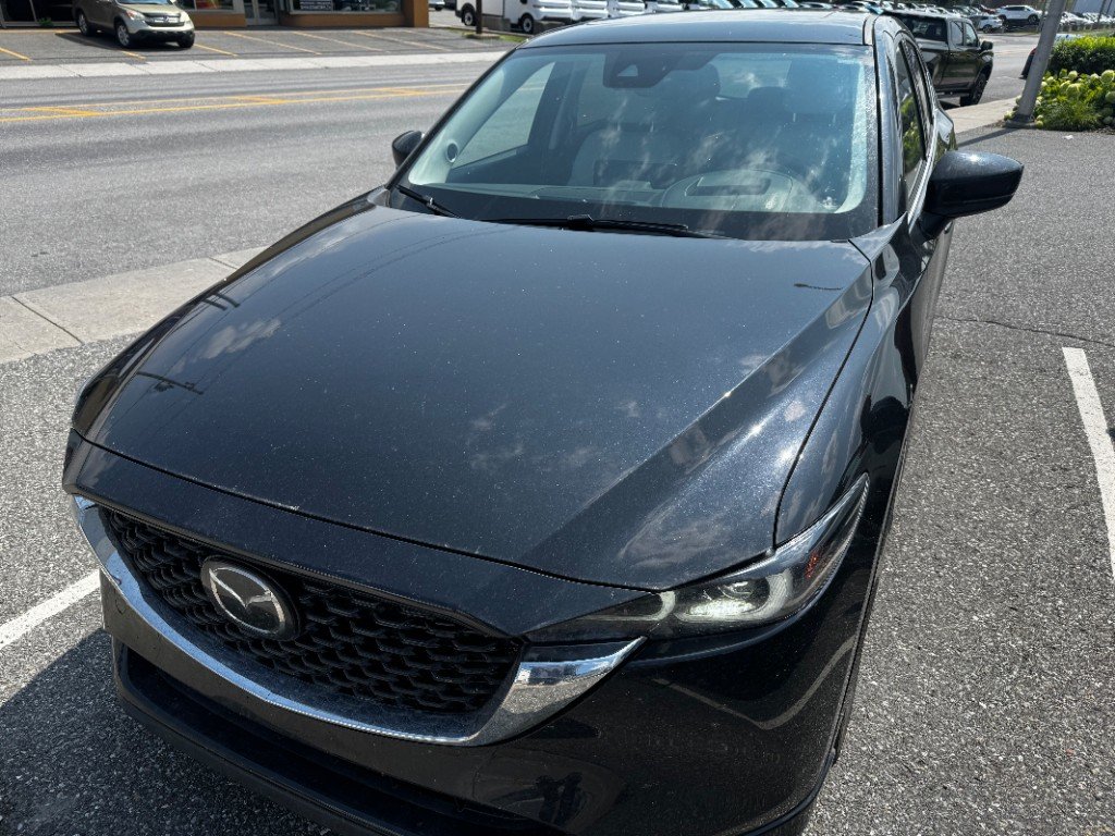 Mazda CX-5  2025 à Saint-Hyacinthe, Québec - 1 - w1024h768px