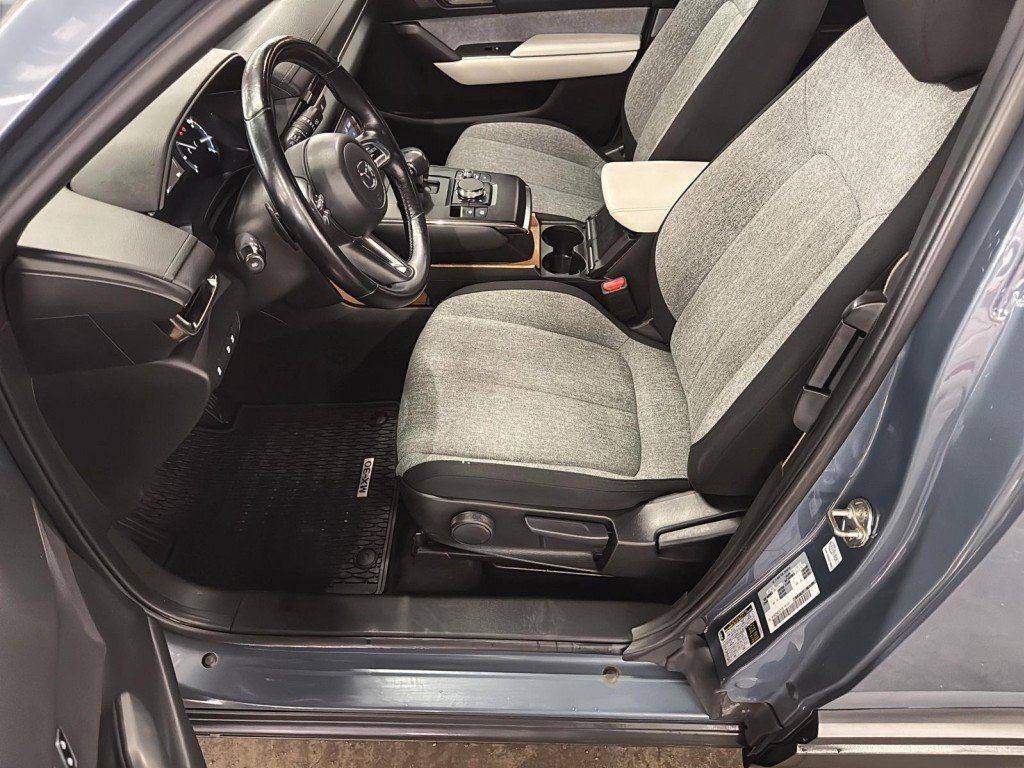 2022 Mazda MX-30 in Saint-Hyacinthe, Quebec - 9 - w1024h768px